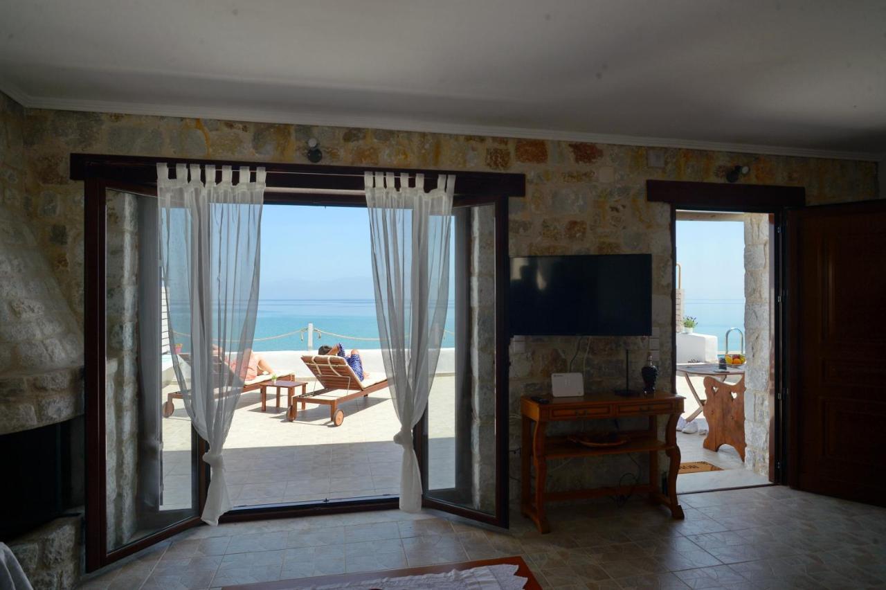 Antorina Beachfront Villas With Private Pools Kamari  Eksteriør bilde