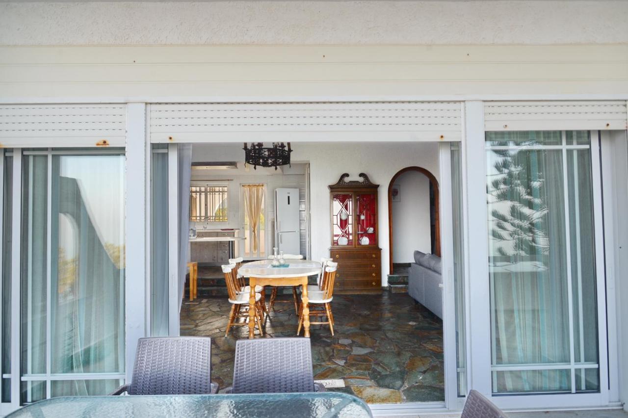 Antorina Beachfront Villas With Private Pools Kamari  Eksteriør bilde