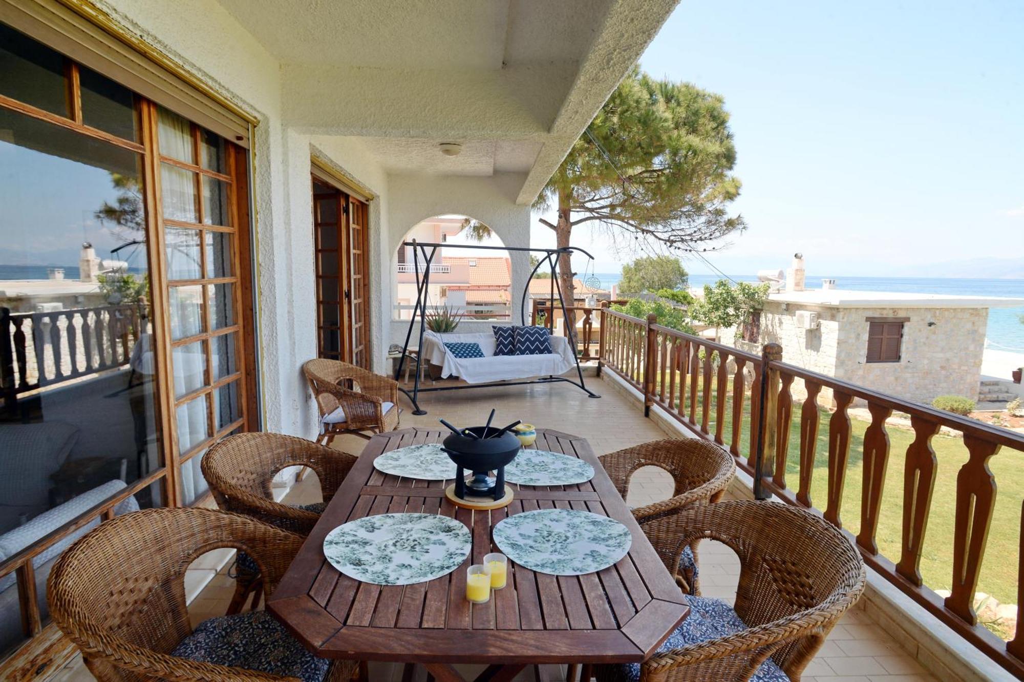 Antorina Beachfront Villas With Private Pools Kamari  Eksteriør bilde